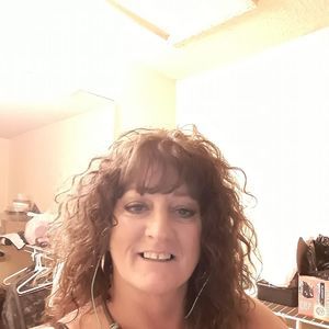 Meet your Posher, Joy